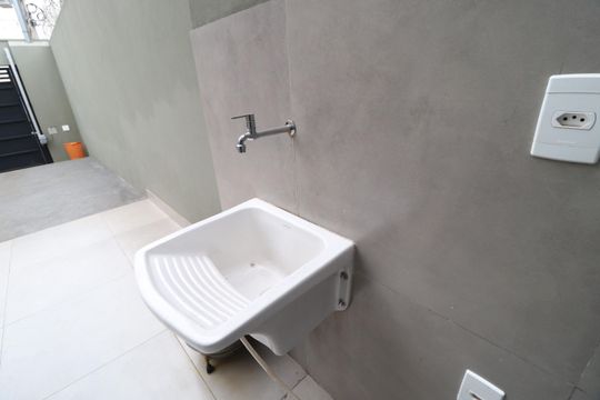 Área de Serviço de casa para alugar com 2 quartos, 70m² em Flamboyant, Uberlândia