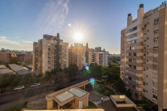 Vista de apartamento à venda com 3 quartos, 113m² em Chácara das Pedras, Porto Alegre
