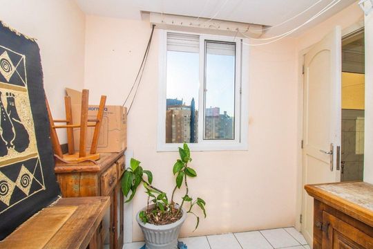 Corredor de apartamento à venda com 3 quartos, 113m² em Chácara das Pedras, Porto Alegre