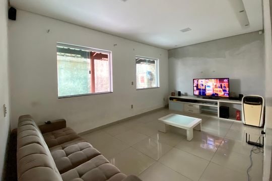 Casa para alugar com 3 quartos, 300m² em Niteroi, Betim