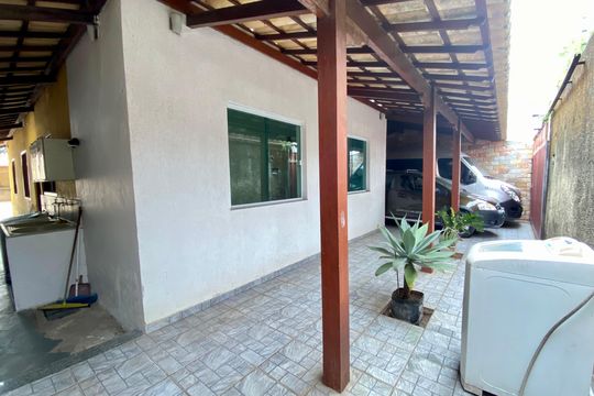 Varanda de casa para alugar com 3 quartos, 300m² em Niteroi, Betim