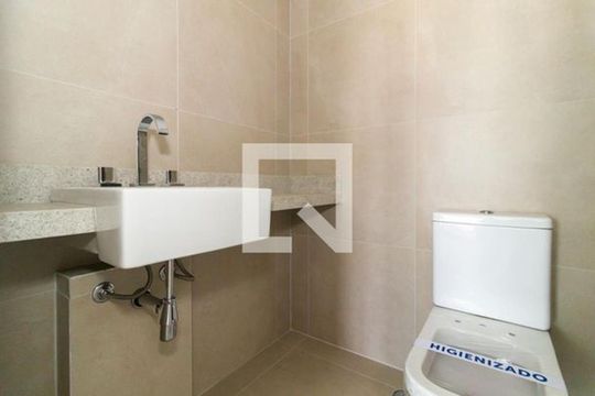 Banheiro da Suíte 2 de apartamento à venda com 3 quartos, 196m² em Várzea de Baixo, São Paulo