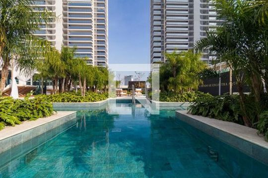 Área externa de apartamento à venda com 3 quartos, 196m² em Várzea de Baixo, São Paulo