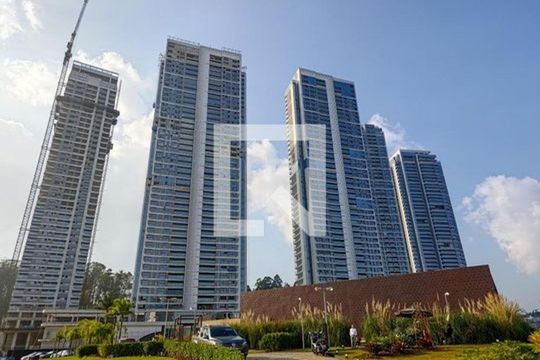 Fachada de apartamento à venda com 3 quartos, 196m² em Várzea de Baixo, São Paulo