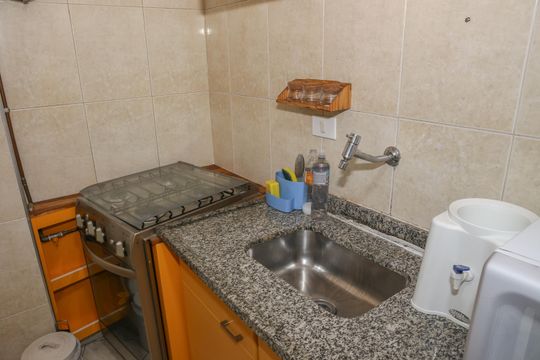Cozinha e Área de Serviço de apartamento para alugar com 2 quartos, 54m² em Perdizes, São Paulo