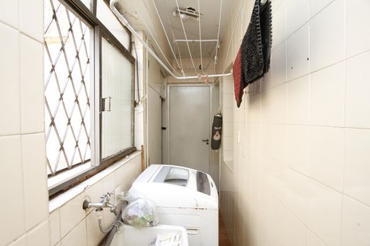 Apartamento à venda com 3 quartos, 80m² em João Pinheiro, Belo Horizonte