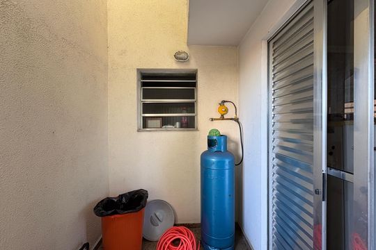 Casa para alugar com 4 quartos, 220m² em Vila Guedes, São Paulo