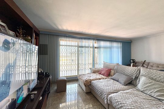 Casa para alugar com 4 quartos, 220m² em Vila Guedes, São Paulo