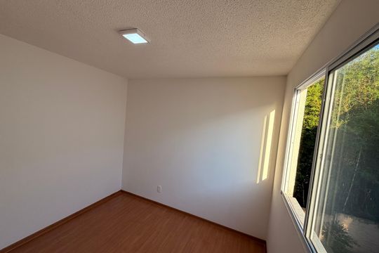 Quarto 2 de apartamento para alugar com 2 quartos, 40m² em Cecília, Viamão