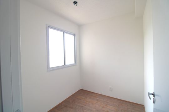 Quarto 1 de apartamento para alugar com 2 quartos, 33m² em Socorro, São Paulo