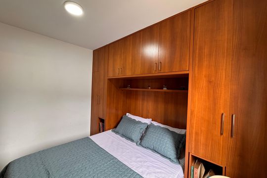 Quarto 1 de apartamento para alugar com 2 quartos, 44m² em Vargem Grande, Rio de Janeiro