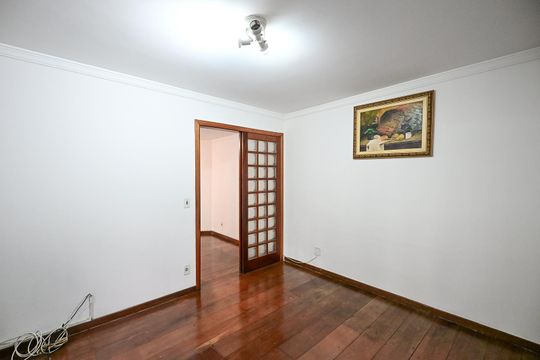 Sala de Tv de casa à venda com 3 quartos, 200m² em Parque Assuncao, Taboão da Serra