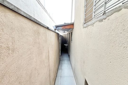 Área Serviço de casa para alugar com 1 quarto, 40m² em Vila Diva, São Paulo