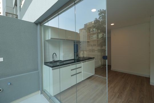 Varanda de apartamento à venda com 1 quarto, 51m² em Liberdade, São Paulo