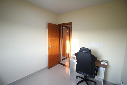 Quarto  de casa para alugar com 3 quartos, 300m² em Europa, Contagem