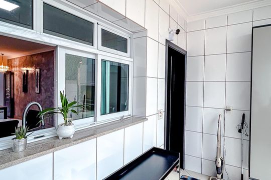 Área de Serviço de casa à venda com 4 quartos, 213m² em Penha de França, São Paulo