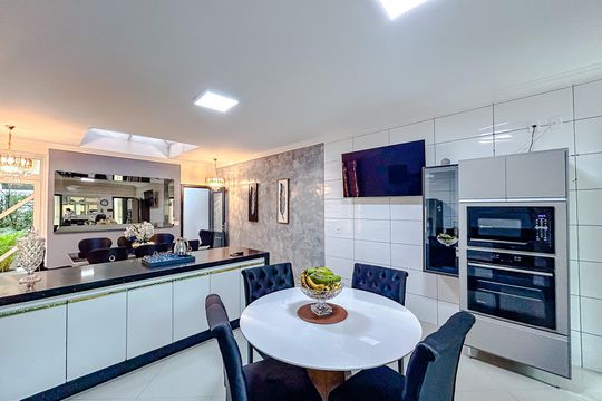 Cozinha de casa à venda com 4 quartos, 213m² em Penha de França, São Paulo