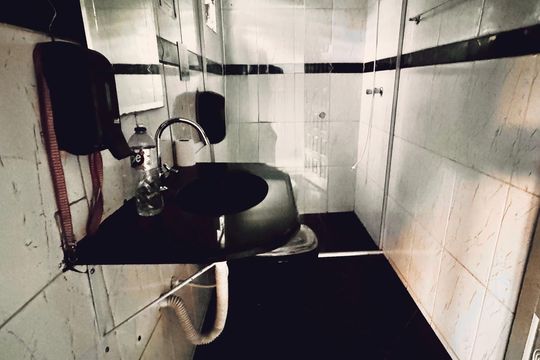 Banheiro Social de casa para alugar com 3 quartos, 100m² em Cachoeirinha, Belo Horizonte