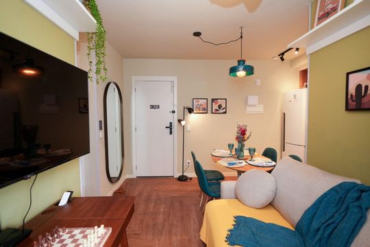 Sala de apartamento para alugar com 2 quartos, 43m² em Santo Cristo, Rio de Janeiro