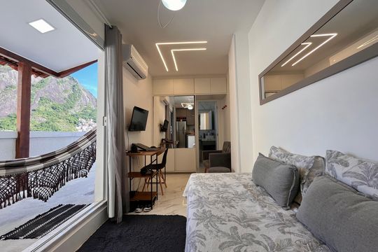 Sala/quarto de kitnet/studio para alugar com 1 quarto, 35m² em Copacabana, Rio de Janeiro