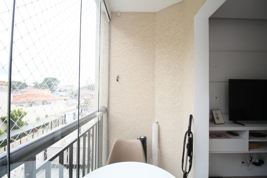 varanda Sala de apartamento à venda com 2 quartos, 54m² em Jardim Caboré, São Paulo