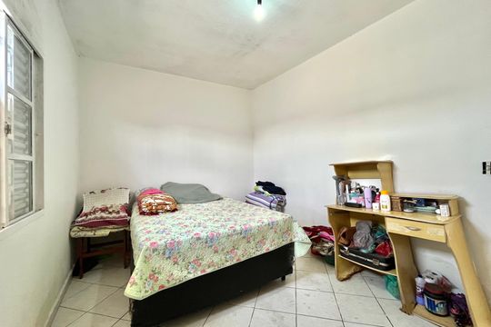 Quarto 1 de casa à venda com 3 quartos, 120m² em Cidade Domitila, São Paulo