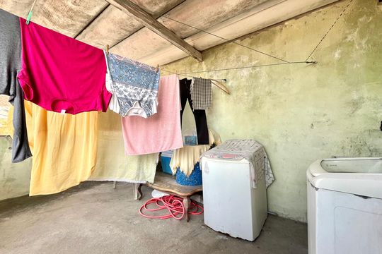 Área de Serviço de casa à venda com 3 quartos, 120m² em Cidade Domitila, São Paulo