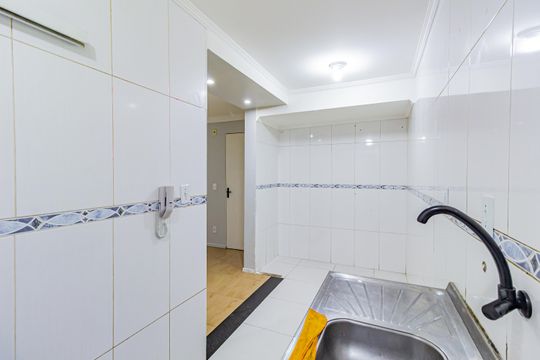 Cozinha e Área de Serviço de apartamento à venda com 2 quartos, 65m² em Parque Santo Antônio, São Paulo