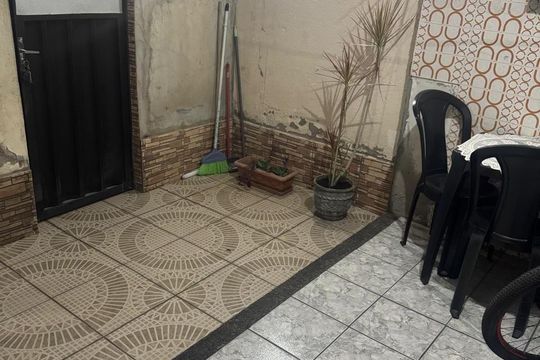 Casa à venda com 4 quartos, 200m² em Realengo, Rio de Janeiro