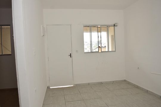 Casa para alugar com 2 quartos, 45m² em Jardim Florida, Embu das Artes