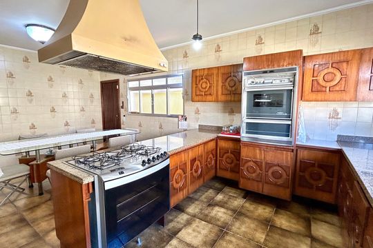 Cozinha de casa à venda com 4 quartos, 354m² em Vila Rosália, Guarulhos