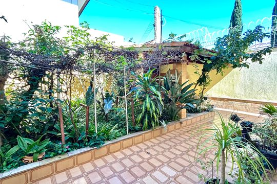 Quintal  de casa à venda com 4 quartos, 354m² em Vila Rosália, Guarulhos