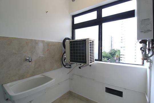 Cozinha e Área de Serviço de apartamento para alugar com 2 quartos, 65m² em Indianópolis, São Paulo