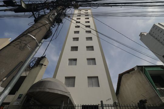 Fachada de apartamento à venda com 3 quartos, 86m² em Cambuci, São Paulo