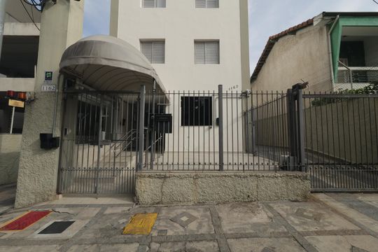 Fachada de apartamento à venda com 3 quartos, 86m² em Cambuci, São Paulo