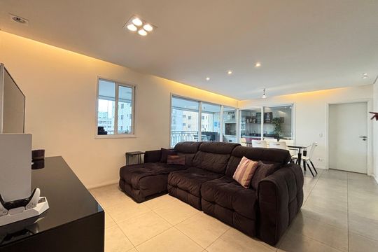 Apartamento à venda com 3 quartos, 156m² em Vila Olímpia, São Paulo