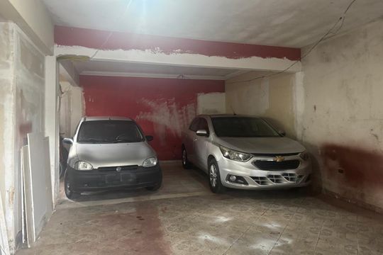 Garagem  de casa à venda com 1 quarto, 344m² em Jardim Nova Canaa, São Bernardo do Campo