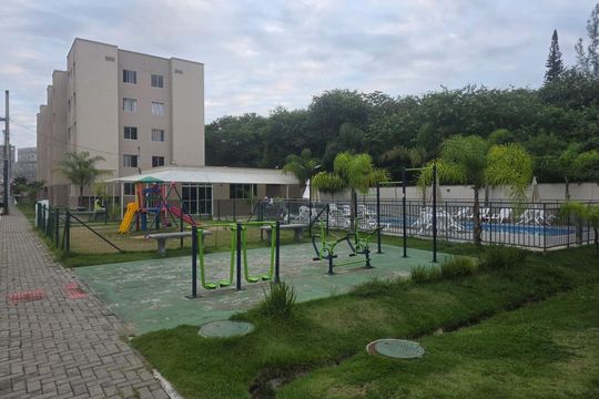 Área externa de apartamento para alugar com 2 quartos, 50m² em Santa Cruz, Rio de Janeiro