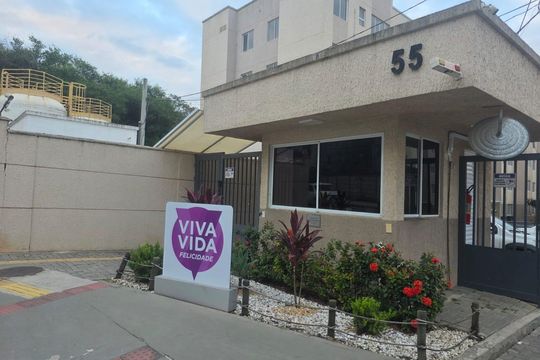 Área externa de apartamento para alugar com 2 quartos, 50m² em Santa Cruz, Rio de Janeiro