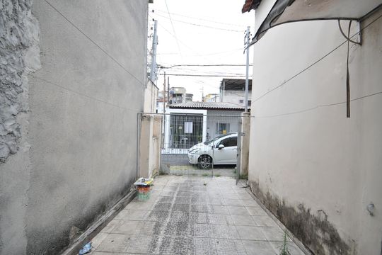 Garagem de casa à venda com 2 quartos, 66m² em Vila Dom Pedro Ii, São Paulo