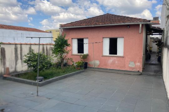 Área externa de casa à venda com 4 quartos, 195m² em Cidade Vargas, São Paulo