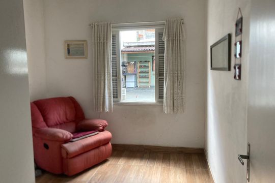 Quarto de casa à venda com 4 quartos, 195m² em Cidade Vargas, São Paulo