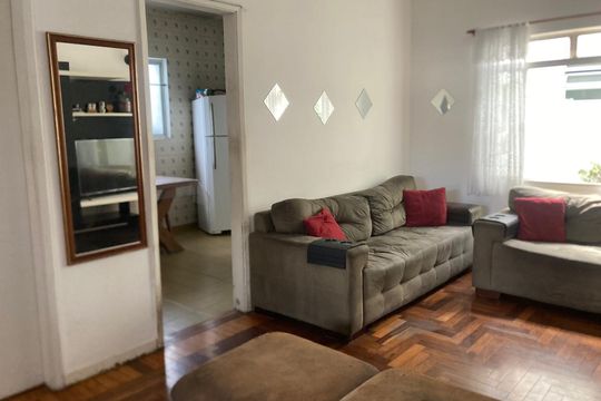 Casa à venda com 4 quartos, 195m² em Cidade Vargas, São Paulo