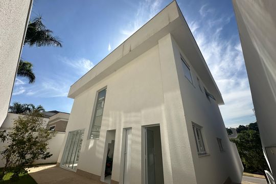 Quintal de casa de condomínio à venda com 4 quartos, 390m² em Alphaville, Santana de Parnaíba