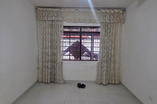 Sala de casa à venda com 3 quartos, 144m² em Vila Constança, São Paulo