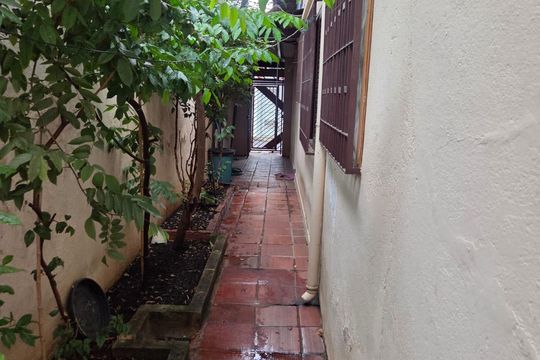 Área externa de casa à venda com 3 quartos, 144m² em Vila Constança, São Paulo