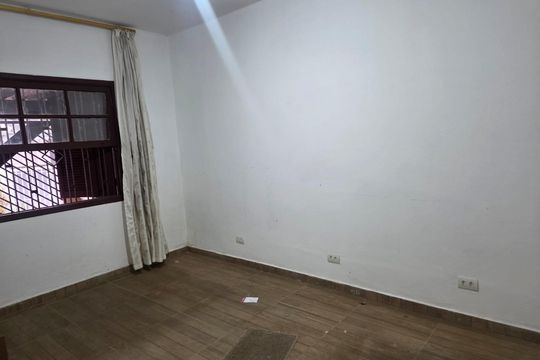 Quarto de casa à venda com 3 quartos, 144m² em Vila Constança, São Paulo