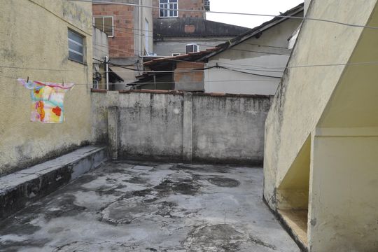 Área Externa de casa à venda com 2 quartos, 112m² em Encantado, Rio de Janeiro