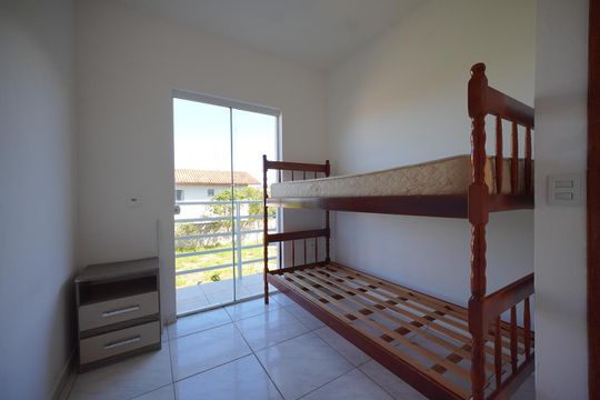 Quarto 1 de casa para alugar com 2 quartos, 56m² em Campeche, Florianópolis