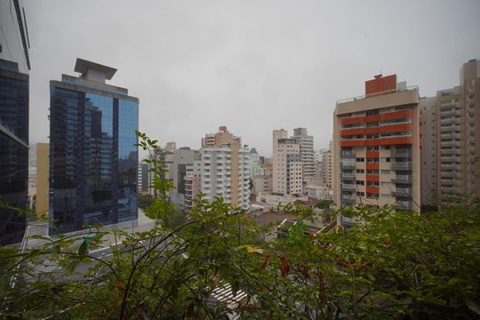 Vista do Escritório/Gabinete de apartamento para alugar com 1 quarto, 61m² em Centro, Florianópolis